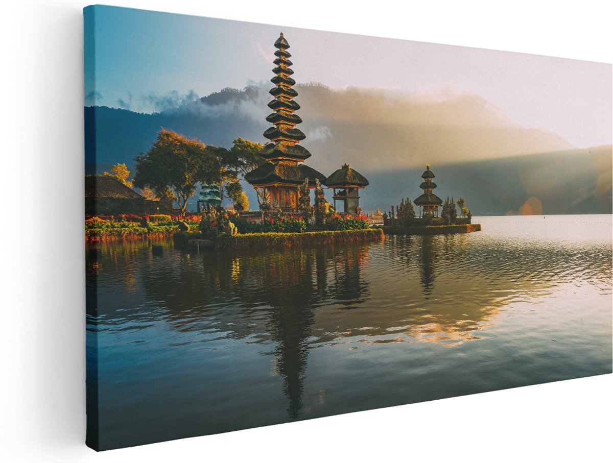 Artaza Canvas Schilderij Pura Tempel in Bali op het Meer Beratan - 160x80 cm - Groot - Wanddecoratie Woonkamer - Schilderijen - Muurdecoratie