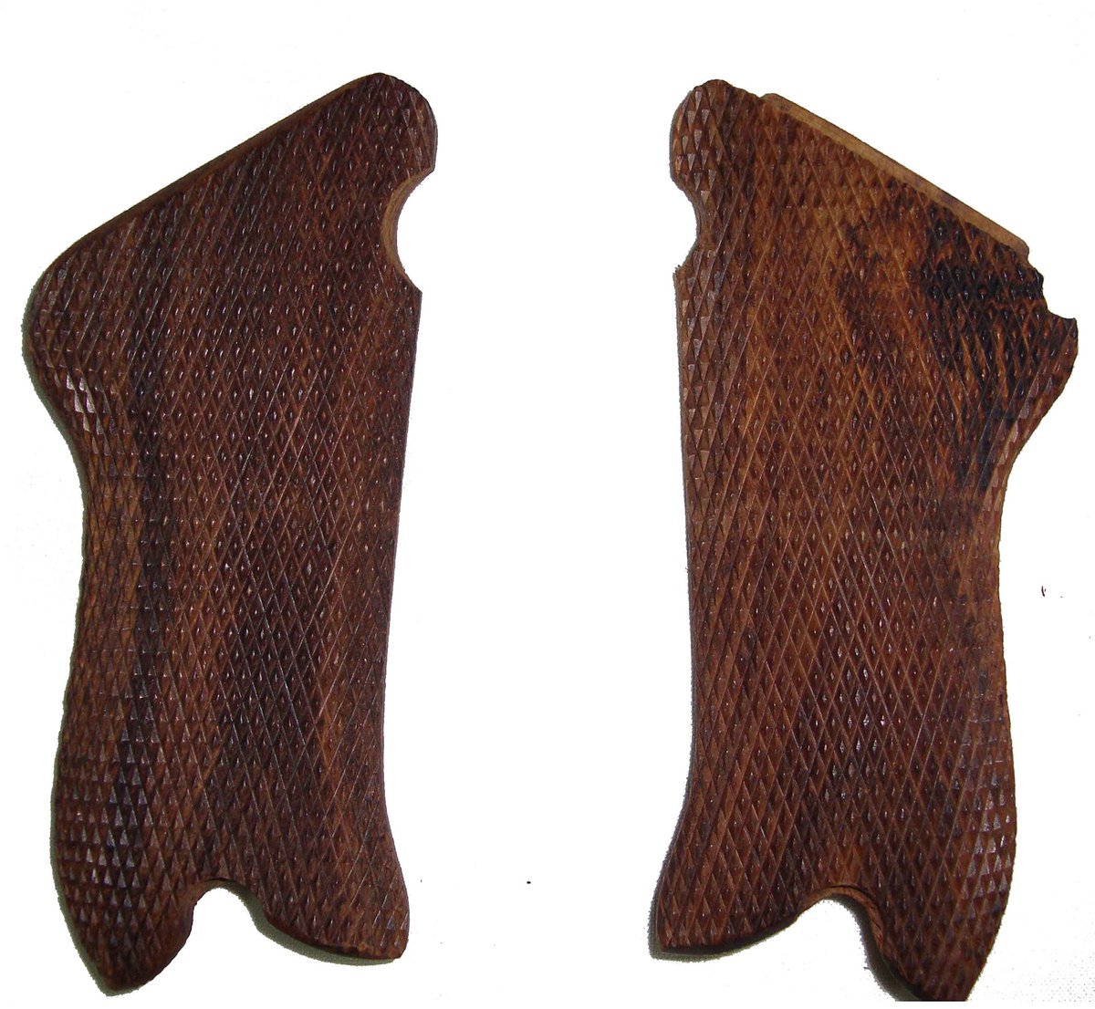 Dailygoods- Handgrepen Replica - Houten Handgrepen - Duitse Luger P08 - Tweede Wereldoorlog - Aanpassingen Vereist - Schokbestendig - Pistoolhandgrepen