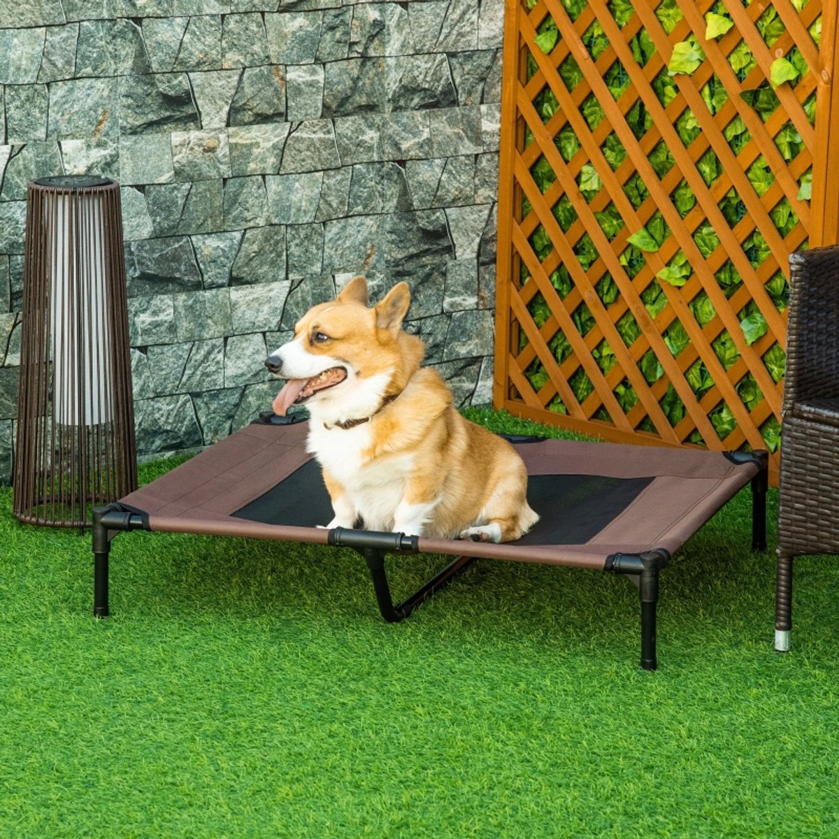 MIVRAY Dierenstretcher – Verhoogd En Verkoelend – 92 x 76 x 18 cm – Metaal En Oxford Met Texteline – Bruin – Voor Tuin En Balkon