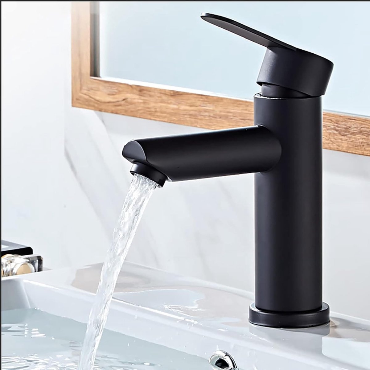 SnelShoppen - Hete en Koude Roestvrijstalen Wastafelkraan met Stille Waterbesparing, Lekvrij, Eengreepsmengkraan voor Badkamer en Kleine Keuken - Zwar