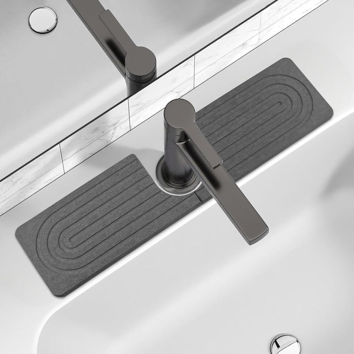 Waterafvoer Mat Set van 2 Stuks, Sneldrogende Diatomiet Mat voor Keuken en Badkamer, Inclusief Siliconen Zeepdish, Donkergrijs, 40 x 10 cm