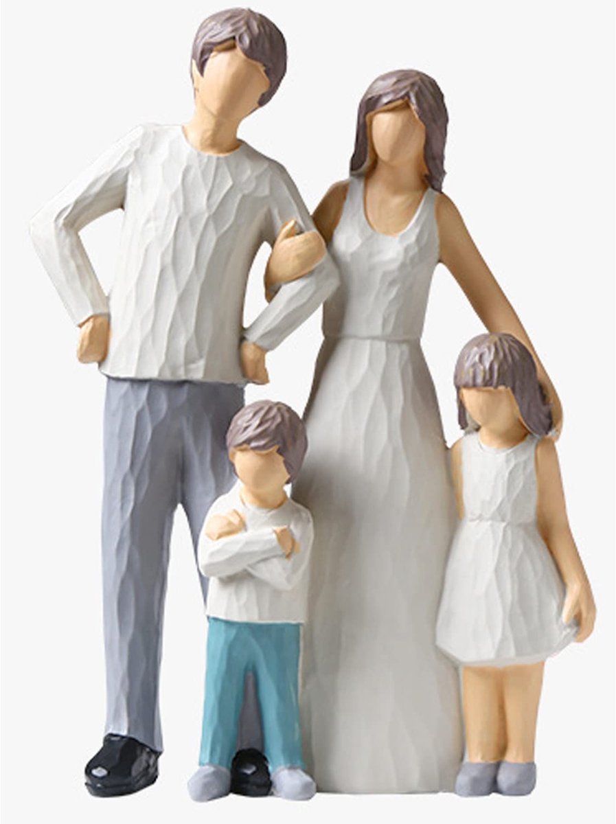 Omgoods - Decoratieve Familie Sculptuur van 4 Figuren