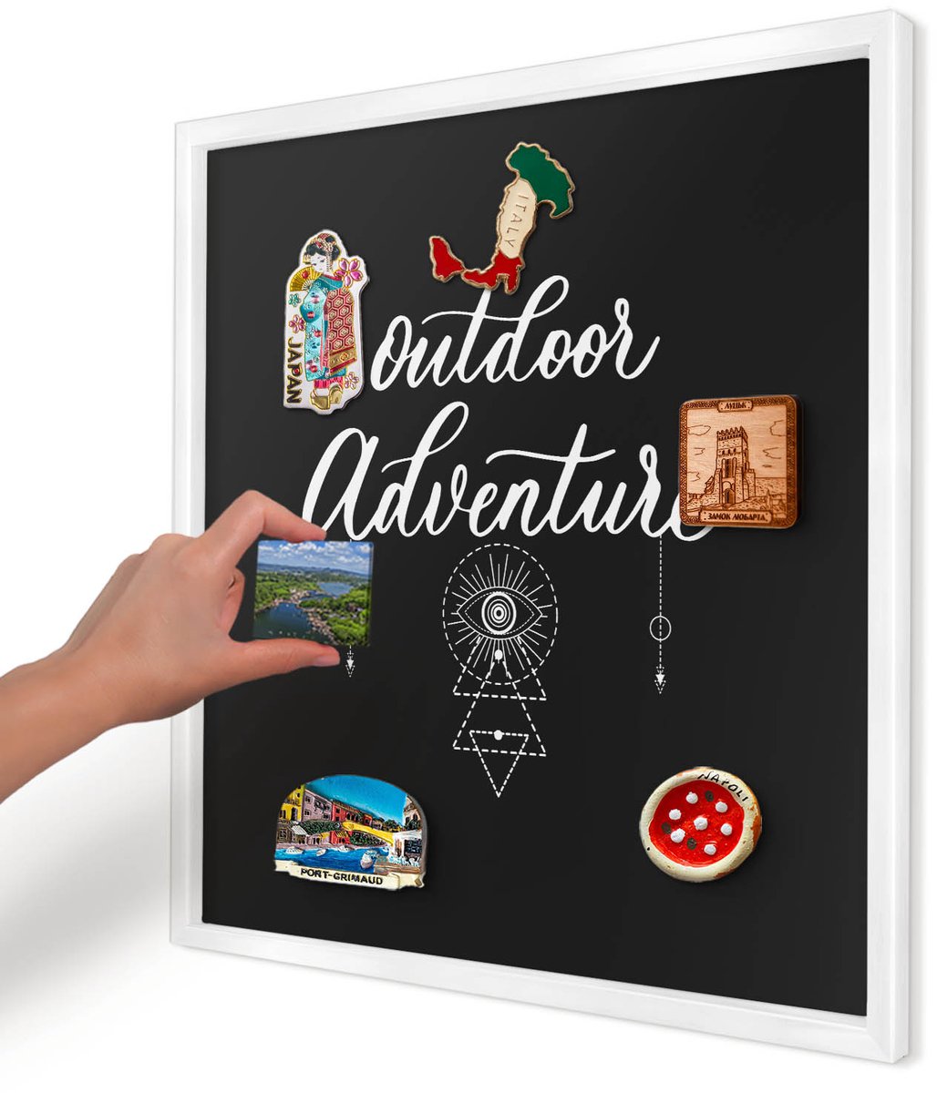 Artprintcave Zwart Magneetbord mit Witte Lijst - 50x50 cm - Buitenavontuur Magneetbord Voor Keuken - Typografisch Magneet Bord mit Frame - Teksten