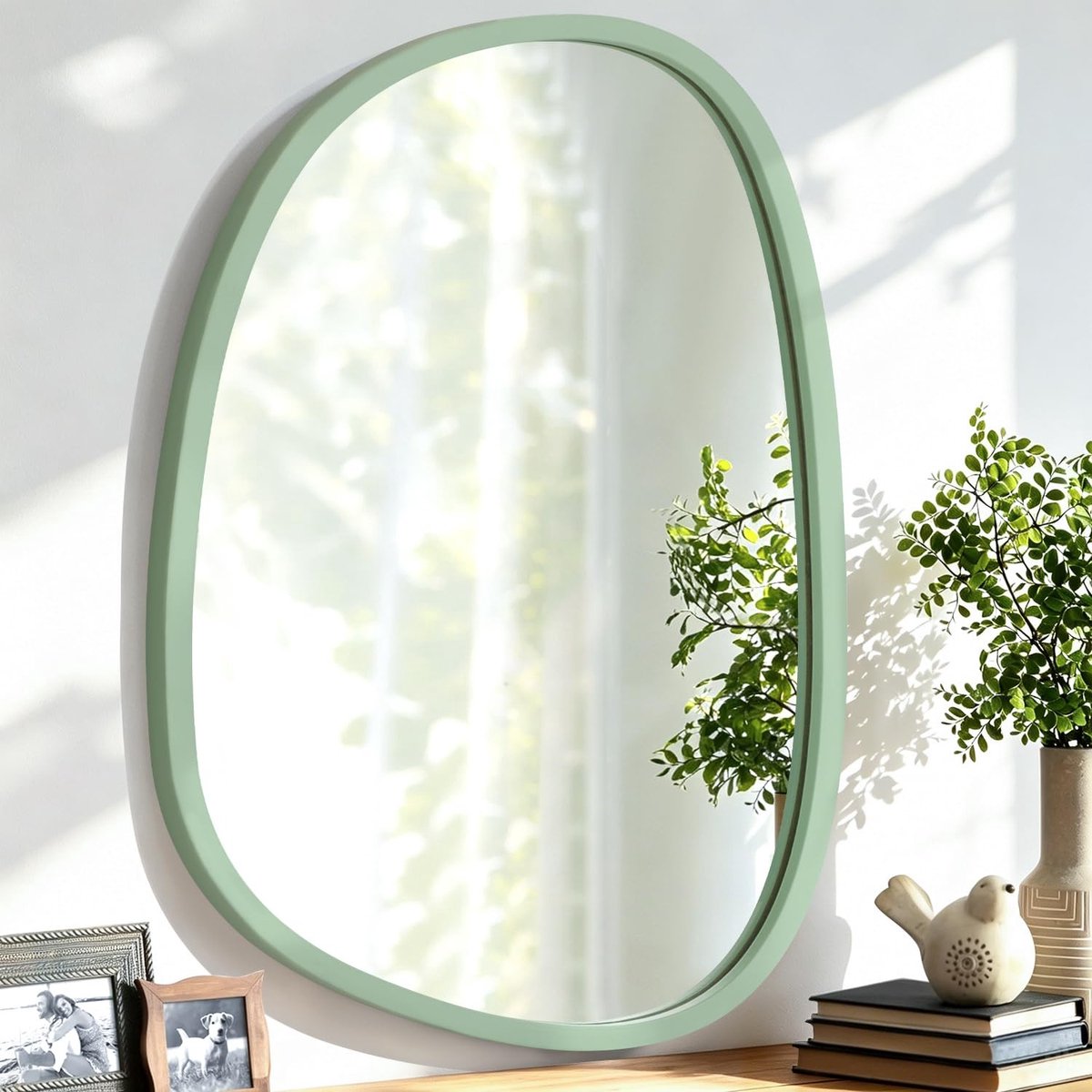 Omgoods - Asymmetrische Wandspiegel met Houten Frame 50 x 40 cm