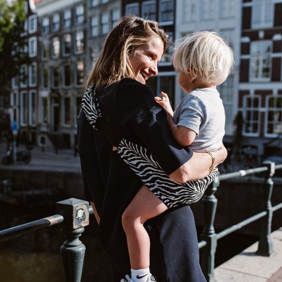 Wildride® Kinderdrager Zebraprint Zwart - Lichtgewicht & Draagbaar - Heupdrager Voor Kinderen van 9 Maanden tot 4 Jaar - Draagzak voor Baby en Peuter - Baby Carrier - Tot 20 kg