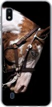 Geschikt voor Samsung Galaxy A10 hoesje - Paard - Halster - Vlekken - Siliconen Telefoonhoesje