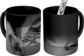 Magische Mok - Foto op Warmte Mok - Vlag van Libanon - zwart wit - 350 ML