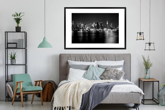 Cadre photo avec affiche Zwart Wit- Skyline réfléchie de New York - noir et blanc - 120x80 cm - Cadre pour affiche