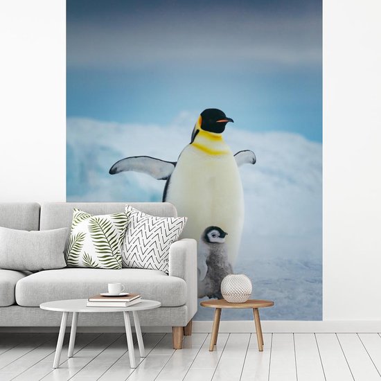 Vinyle mural Papier peint photo - Empereur pingouin avec cub largeur 225 cm x hauteur 280 cm - impression sur le papier peint photo (disponible en 7 tailles)