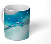 Mok - Vogelperspectief boot wrakken in het water bij Australië - 350 ML - Beker