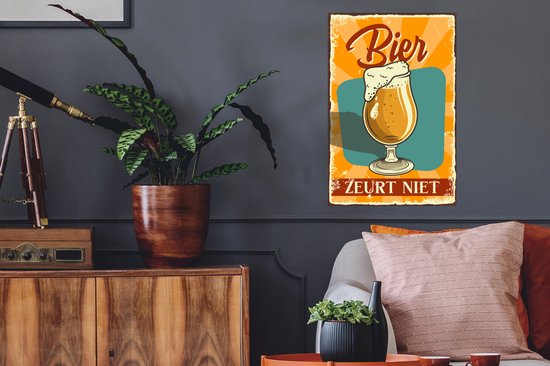 Muurstickers - Sticker Folie - Mancave - Bier - Bier zeurt niet - Kroeg - Café - 40x60 cm - Plakfolie - Muurstickers Kinderkamer - Zelfklevend Behang - Cadeau voor man - Zelfklevend behangpapier - Stickerfolie