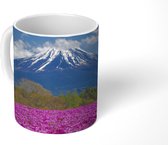 Mok - Felroze vlambloemen met een vulkaan - 350 ML - Beker