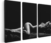 Artaza Canvas Schilderij Drieluik Vrouw Naakt in Bed - Erotiek - Zwart Wit - 120x80 - Foto Op Canvas - Canvas Print