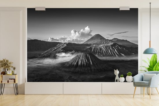Papier peint - Papier peint Papier peint photo Indonésie - Volcan - Zwart - Wit - Largeur 600 cm x hauteur 400 cm
