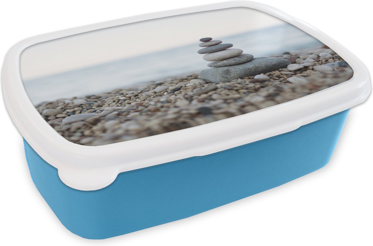 Broodtrommel Blauw - Lunchbox - Brooddoos - Strand - Stenen - Grijs - 18x12x6 cm - Kinderen - Jongen