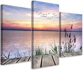 Trend24 - Canvas Schilderij - Zonsondergang Aan Het Water - Drieluik - Landschappen - 90x60x2 cm - Meerkleurig