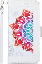 Hoesje geschikt voor iPhone 13 Pro - Bookcase - Koord - Pasjeshouder - Portemonnee - Mandalapatroon - Kunstleer - Wit
