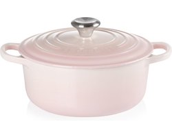 Le Creuset Braadpan Signature Shell Pink – Ø 20 cm / 2,4 Liter – Gietijzeren Pan met Emaille Coating – Voor Inductie, Oven en Alle Warmtebronnen – Pastelkleurige Braadpan voor Stoofgerechten en Sauzen – Tijdloos Frans Design
