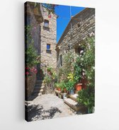 Kronkelende smalle stenen straatjes in Eze in de buurt van Nice, Frankrijk. Prachtige bougainvillea - Modern Art Canvas - Verticaal - 206586193 - 40-30 Vertical