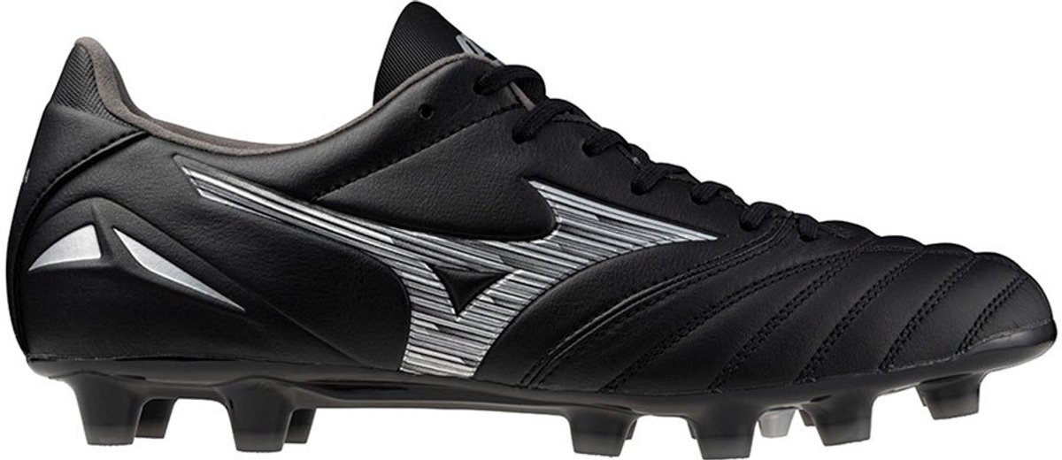 Mizuno Morelia Neo IV Pro FG voetbalschoenen in zwart, EU 40 1/2, met K-lederen bovenwerk voor blotevoeten gevoel.