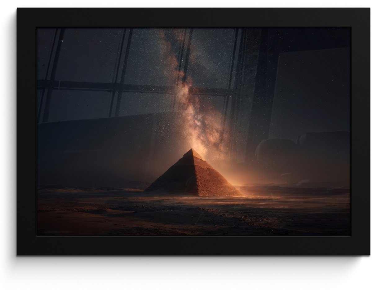 FrameYourWall Poster in lijst - Fotolijst 30x20 cm - Posters - Piramide - Woestijn - Licht - Posterlijst zwart - Decoratie - Wanddecoratie woonkamer - Muurdecoratie slaapkamer Piramide - Sterren