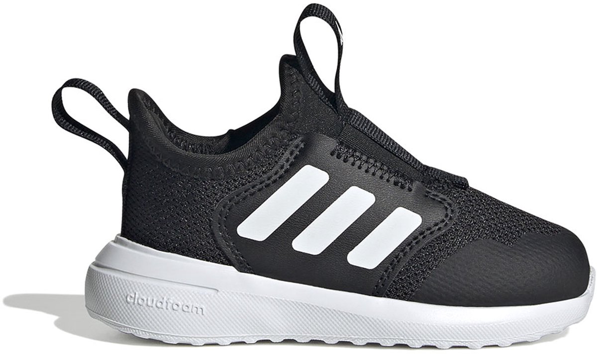 Core Black / Cloud White / Core Black