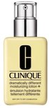 Fles Clinique Dramatically Different Moisturizing Lotion+ met pomp, voor zeer droge tot gecombineerde huid.