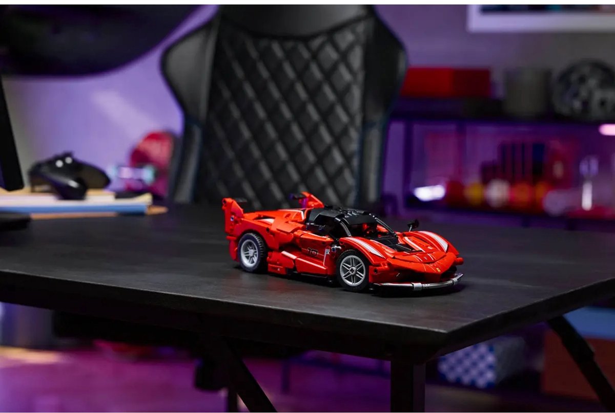 LEGO® Technic Ferrari FXX K Modelauto - 42212 — afbeelding 4