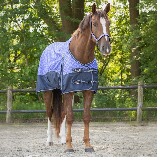 Waterdichte dekens collectie voor paarden QHP 0 g Waterdichte dekens collectie voor paarden QHP 0 g