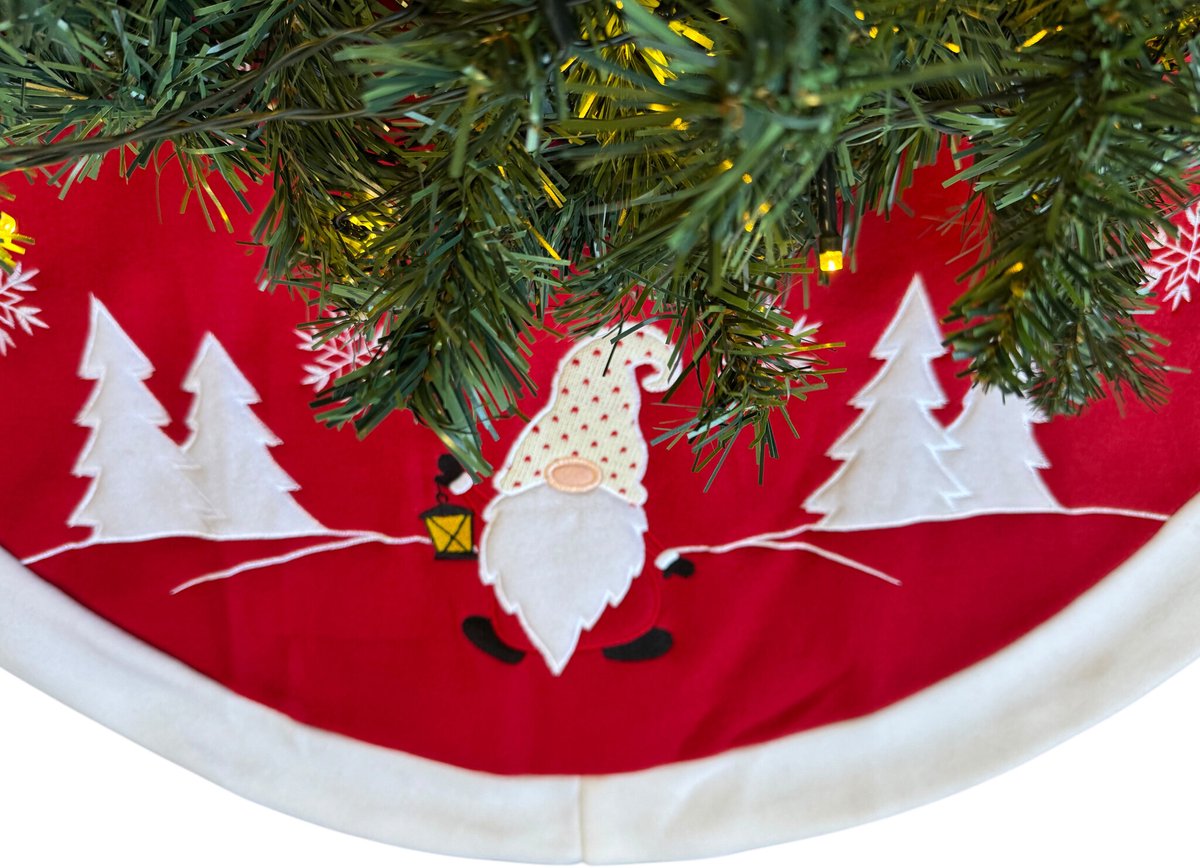 HEM Kerstboomrok Ø90 cm – Rood/Wit – Met Gnoom-opdruk – Fleece Boomkleed – Luxe Christmas Tree Skirt – Kerstdecoratie Rondom Kerstboom