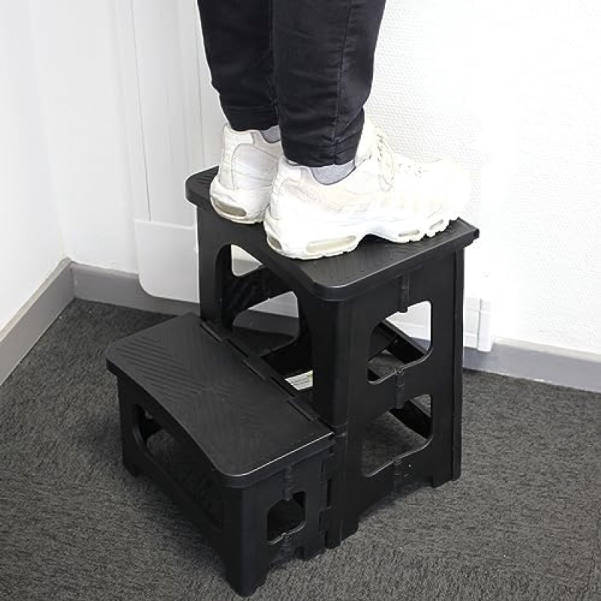 PromoHome Opvouwbare Trapladder - 2 Treden met Antislip - Compacte Huishoudtrap – foto 3