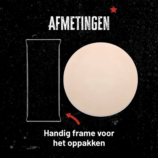 Lichte ronde pizzasteen met metalen frame. Tekst: 'AFMETINGEN Handig frame voor het oppakken'