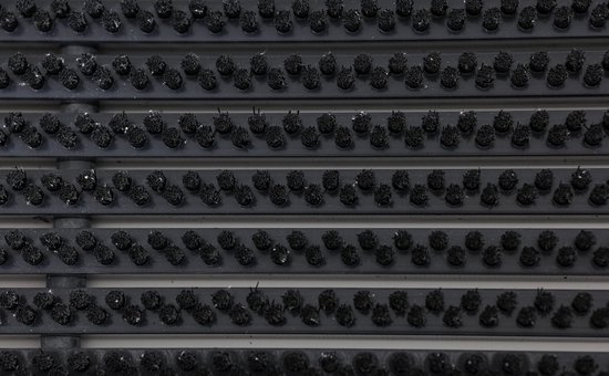 Tapis de brosse Ikado noir - 40 x 60 cm