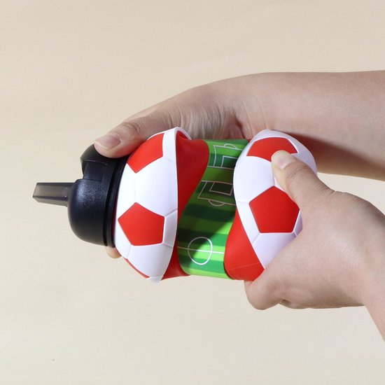 Rode Voetbal Bidon - opvouwbaar- waterbottle - 550 ml drinkfles kinderen - Voetbal drinkfles - Foldball — afbeelding 3
