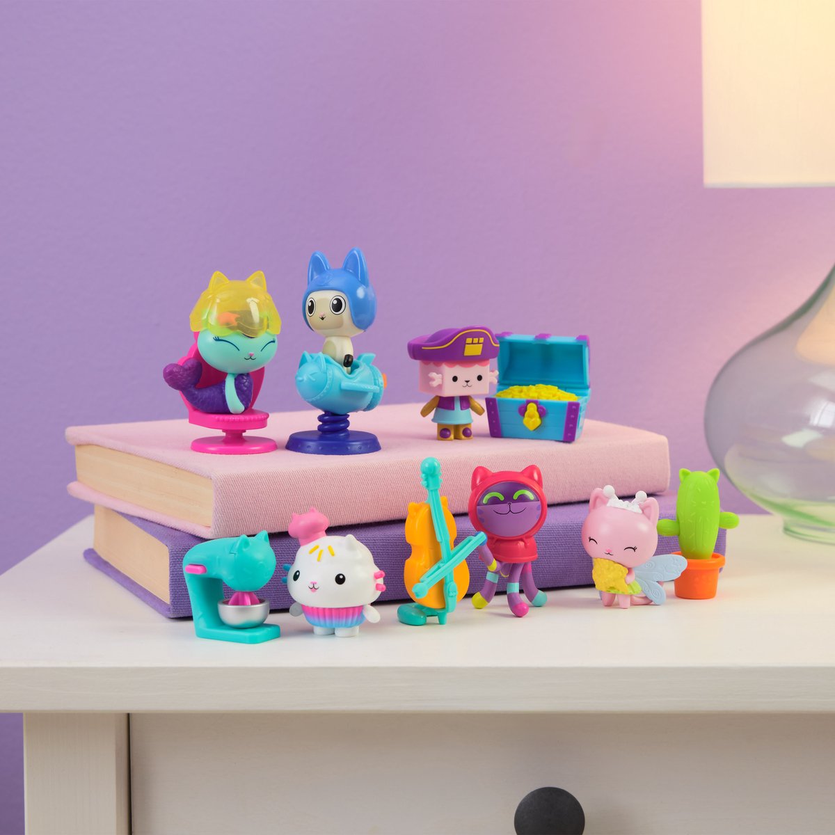 Gabby's Dollhouse, Baby Box Cat en schatkist, set van speelgoedfiguur en poppenhuisaccessoire — cadeau in Spellen & Speelgoed - foto 5