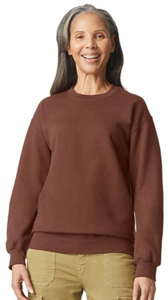 Gildan - Softstyle Midweight Fleece Crewneck Sweater - Cocoa maat M