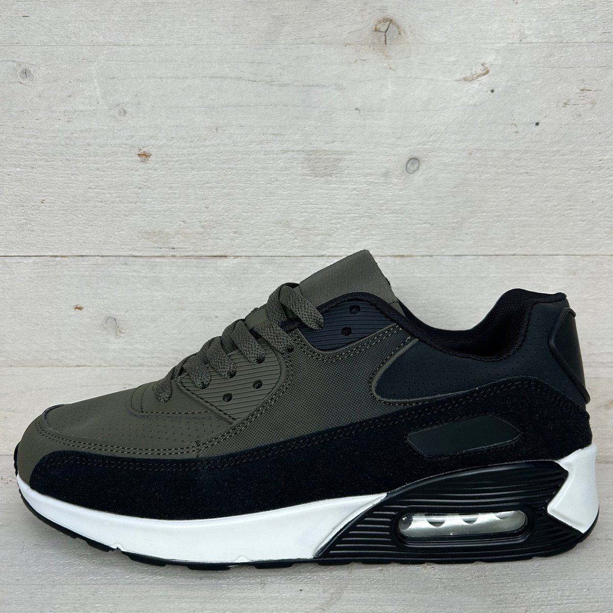 Gave air sneakers olijf 38 / Groen