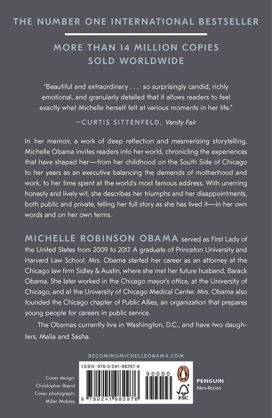 Achterkant van het boek 'Becoming' van Michelle Obama met recensies, biografie en ISBN-nummer.