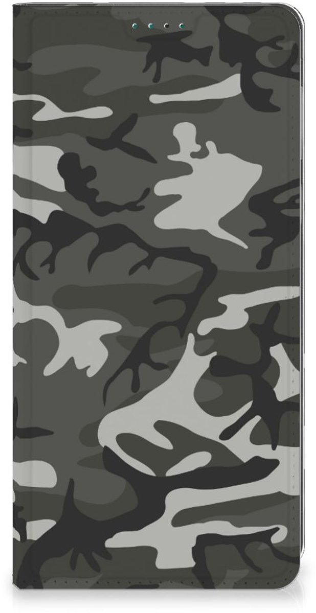 Motorola Moto E13 4G Hoesje met Magneet Army Light