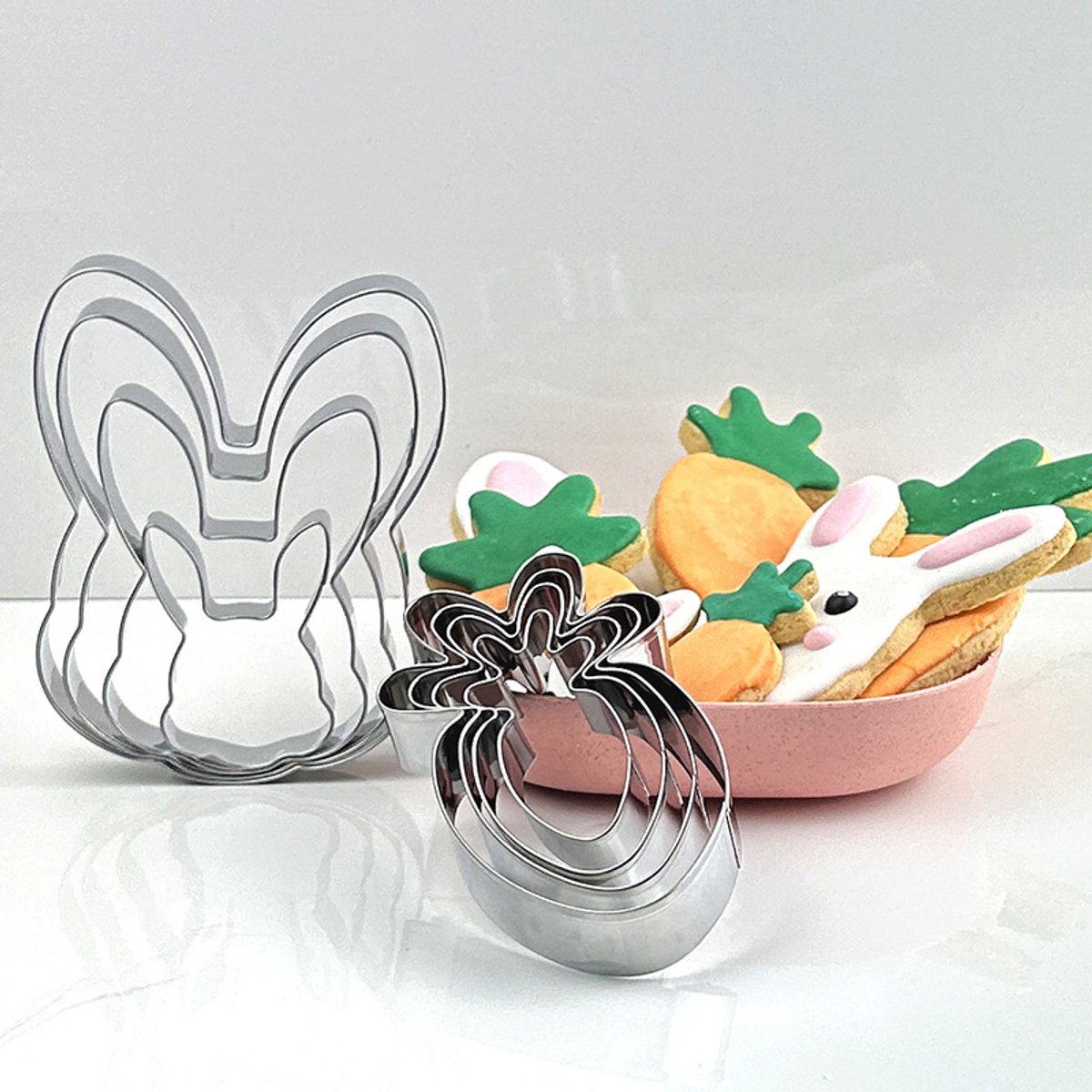 PVC Schuimplaat- Tekening Van Springende Haas Door De Bossen - 90x30 Cm Foto Op Pvc Schuimplaat