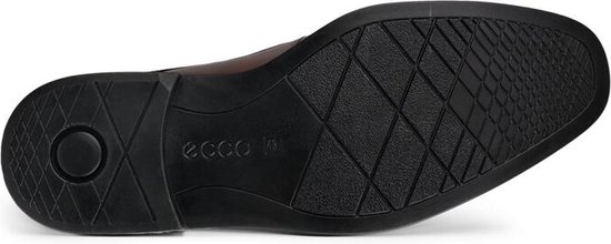 Bruine leren veterschoen, zool zichtbaar met Ecco-logo en ruitpatroon.