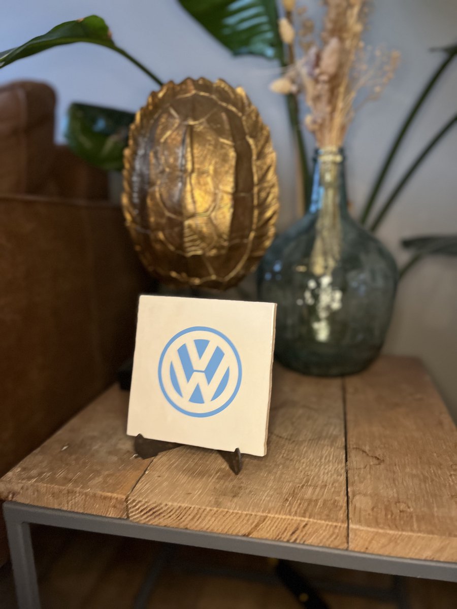 Decoratie tegel met Volkswagen logo / VW