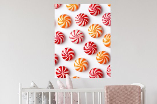 Muurstickers - Sticker Folie - Snoep - Patroon - Rood - Oranje - 60x80 cm - Plakfolie - Muurstickers Kinderkamer - Zelfklevend Behang - Zelfklevend behangpapier - Stickerfolie