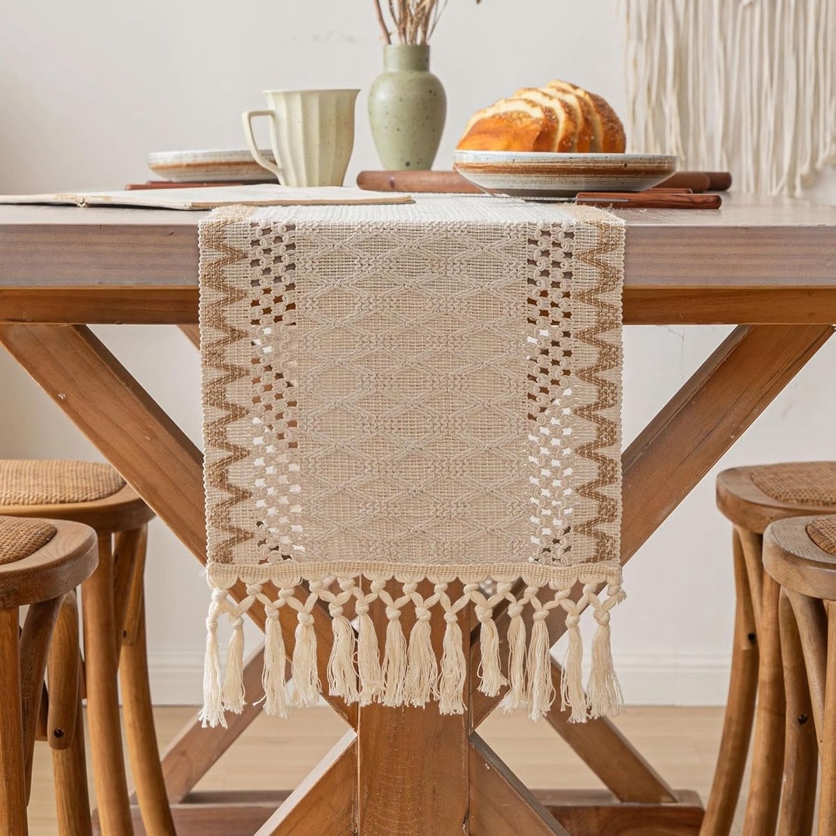 La'Moussawi ® Tafelloper in Beige Macramé Stijl voor Boheemse en Rustieke Tafeldecoratie