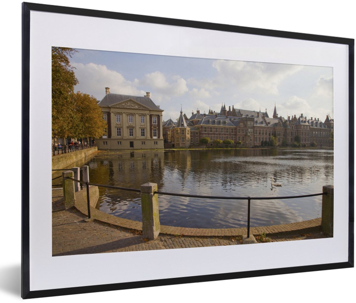 Fotolijst incl. Poster - Vijver voor het Binnenhof in Den Haag - 60x40 cm - Posterlijst