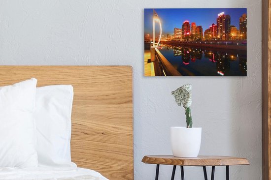 Canvas Schilderij Weerspiegeling van een skyline in een gracht - 30x20 cm - Wanddecoratie