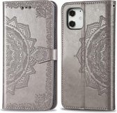 Voor iPhone 12 mini Halverwege Mandala Embossing Patroon Horizontale Flip Leren Case met Houder & Kaartsleuven & Portemonnee & Lanyard (Grijs)