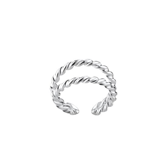 Zilveren dubbele ear cuff met gedraaide bandjes.