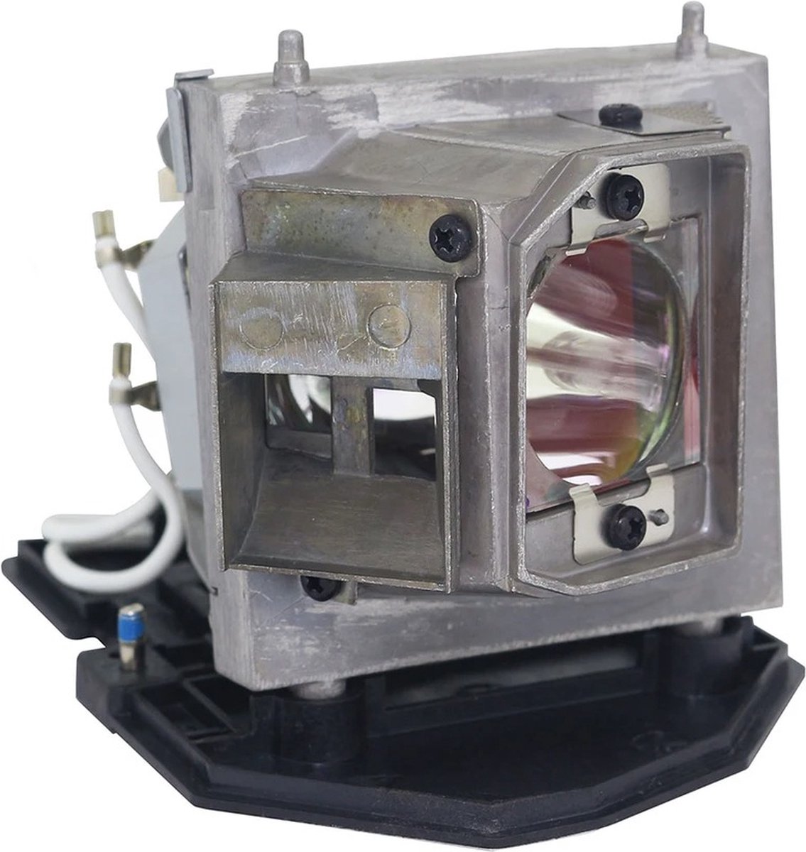 Beamerlamp geschikt voor de PANASONIC PT-TW330 beamer, lamp code ET-LAL341. Bevat originele P-VIP lamp, prestaties gelijk aan origineel.