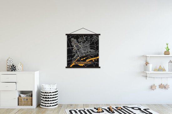 Posterhanger incl. Poster 60x60 cm - Schoolplaat - Stadskaart - Wageningen - Goud - Zwart - Textielposter - Zwarte latten